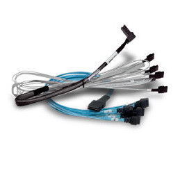 Broadcom 05-60002-00 SAS (Serial Attached SCSI) -kaapeli 1 m