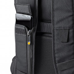 StarTech.com NTBKBAG156 laukku kannettavalle tietokoneelle 39,6 cm (15.6") Reppu musta