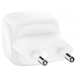 Belkin BoostCharge Kannettava tietokone, Älypuhelin, Tabletti Valkoinen AC Pikalataus Sisätila