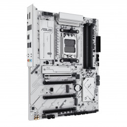 ASUS B850 MAX GAMING WIFI W AMD B850 Pistoke AM5 ATX