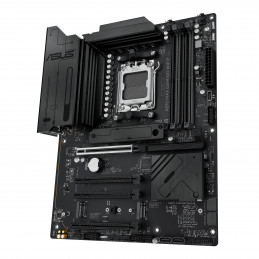 ASUS X870 MAX GAMING WIFI7 AMD X870 Pistoke AM5 ATX