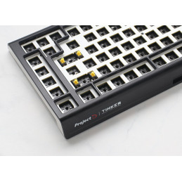 Ducky Tinker 75 näppäimistö Pelaaminen USB Pohjoismainen musta
