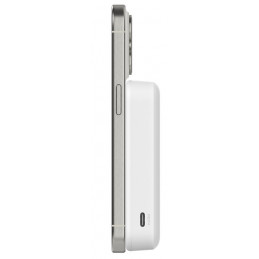 Belkin BoostCharge Pro Langaton lataaminen Valkoinen