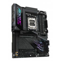 GIGABYTE X870E AORUS PRO X3D AMD X870E Pistoke AM5 ATX