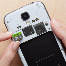 PNY Elite 32 GB MicroSDHC UHS-I Luokka 10