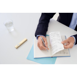 Logitech Spotlight Presentation Remote Wifi-esittelylaite Bluetooth RF Kulta