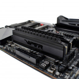 Patriot Memory Viper 4 Blackout muistimoduuli 8 GB 2 x 4 GB DDR4 3200 MHz