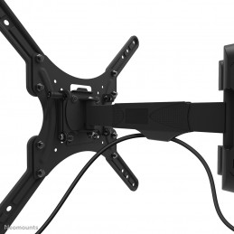 Neomounts by Newstar WL40-540BL14 TV-kiinnike 139,7 cm (55") Musta