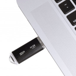 Silicon Power Blaze B02 USB-muisti 64 GB USB A-tyyppi 3.2 Gen 1 (3.1 Gen 1) Musta