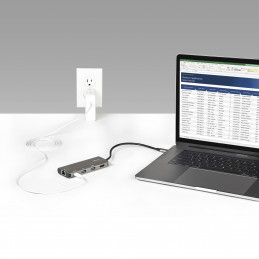 StarTech.com DKT31CHPDL kannettavien tietokoneiden telakka ja porttitoistin Langallinen USB 3.2 Gen 2 (3.1 Gen 2) Type-C Musta,
