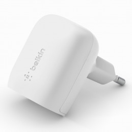 Belkin BoostCharge Valkoinen Sisätila