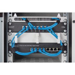 Digitus DN-95331 verkkokytkin Hallittu L2+ Gigabit Ethernet (10 100 1000) Power over Ethernet -tuki Musta