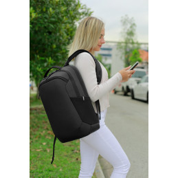 DELL Pro EcoLoop laukku kannettavalle tietokoneelle 43,2 cm (17") Reppu Musta